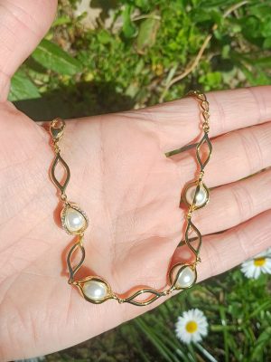 14 k elegáns gyöngyös karkötő