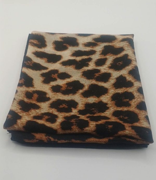65×65 cm-es klasszikus leopárdmintás téli sál